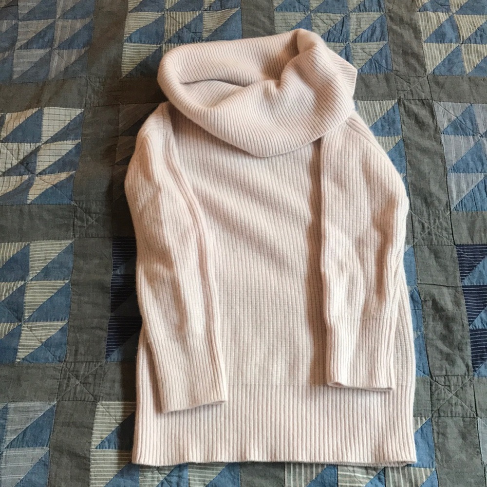 Lisa Yang 100% cashmere sweater size 0